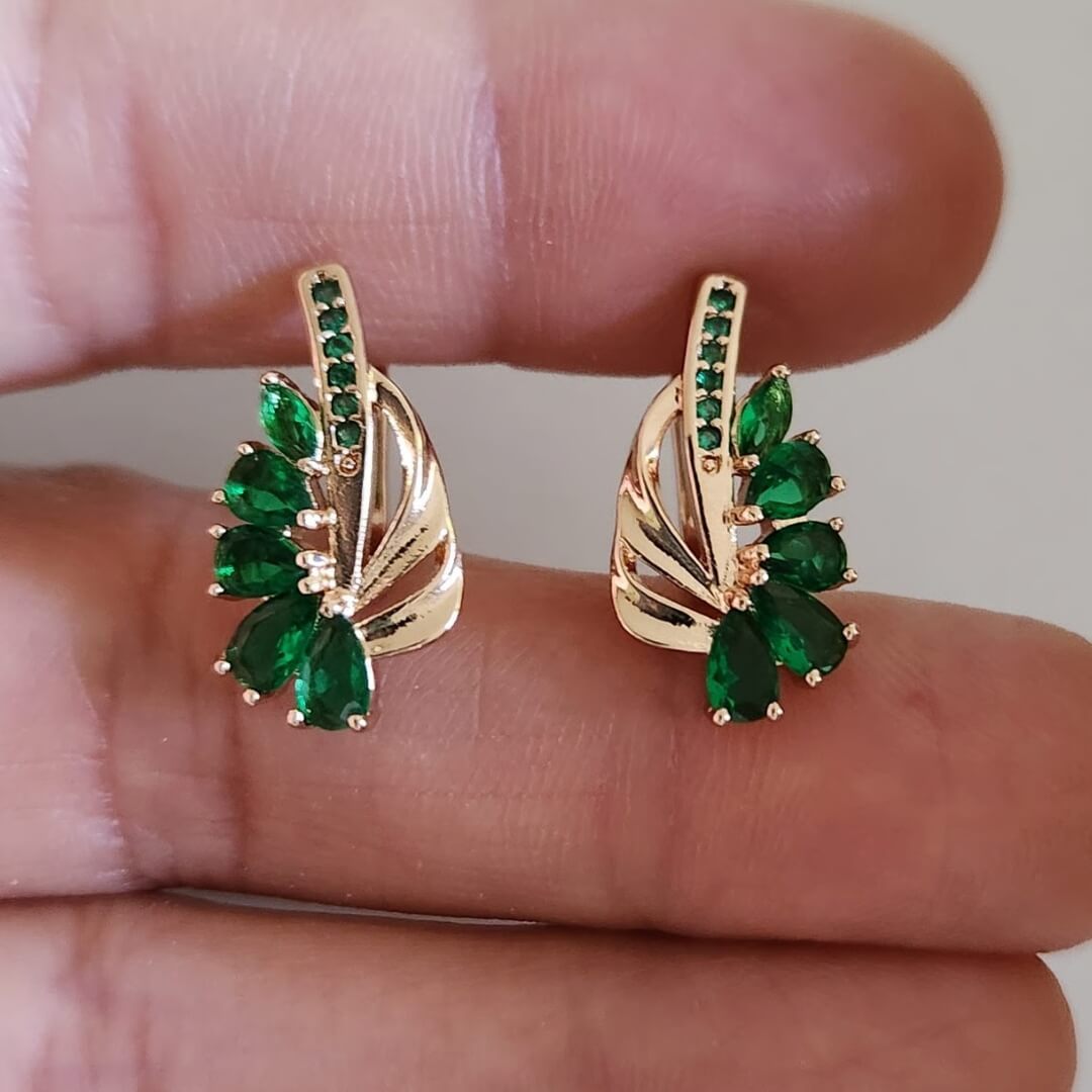 Elegant Green Crystal Drop Earring - Diane Jewelry