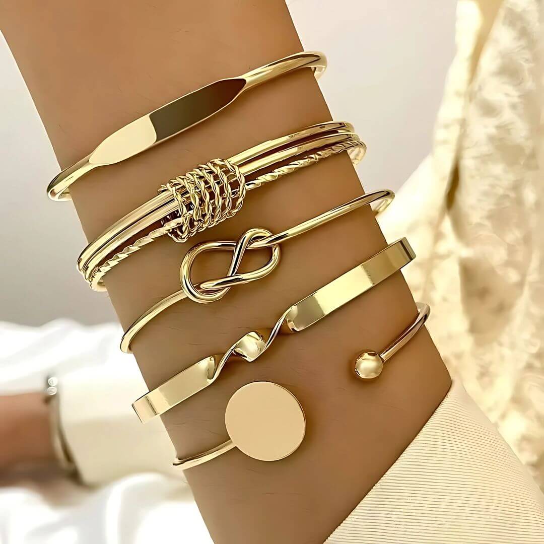 Minimalist Gold Bangle Bracelet Set - Diane Jewelry