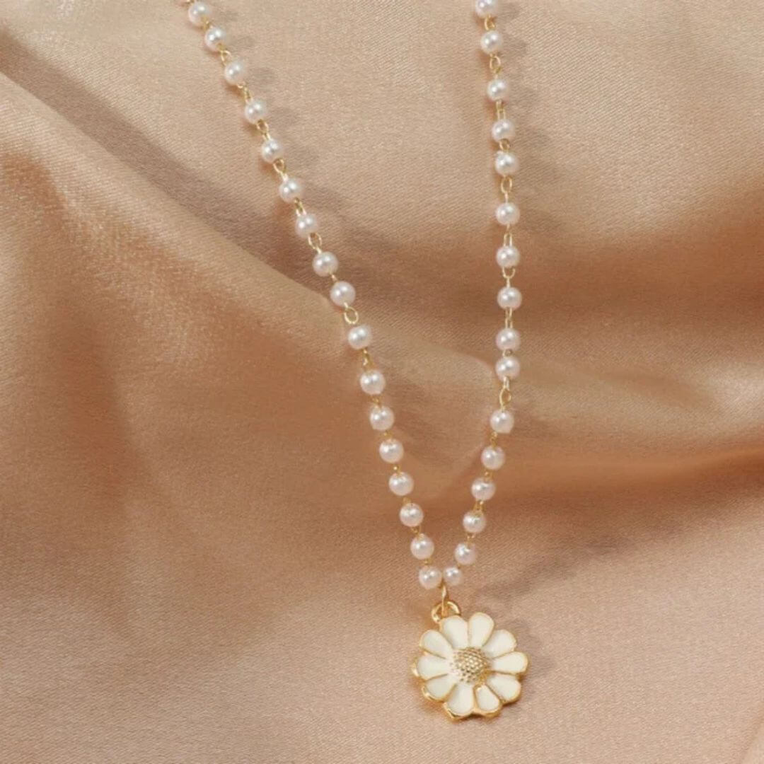 Dainty Pearl Daisy Pendant Necklace - Diane Jewelry