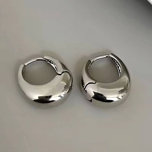 Chunky Gold Oval Hoop Earrings - Diane Jewelry