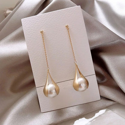 Minimalist Gold Pearl Earrings - Diane Jewelry
